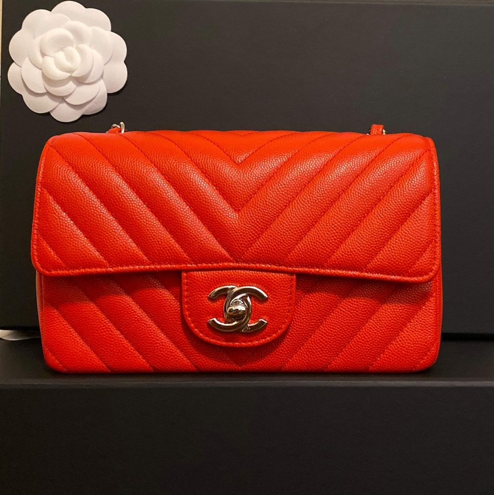❤SOLD❤ Chanel chevron caviar red SHW flap bag